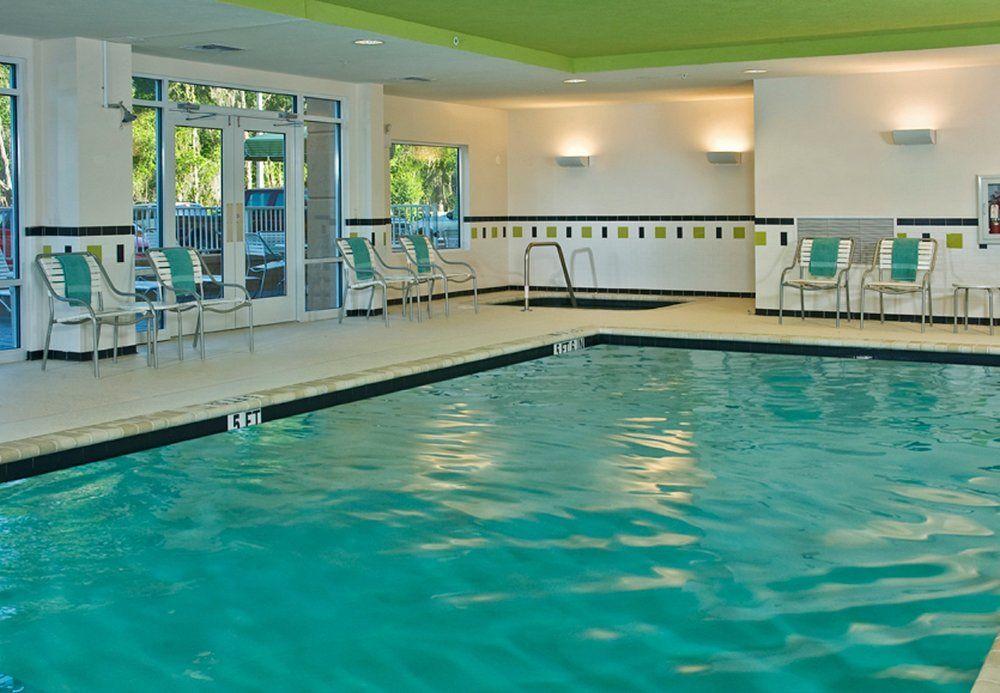 Fairfield & West/chaffee Point Hotel